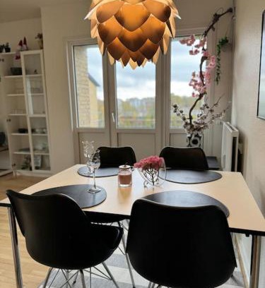 Holstebro Municipality Apartamento | Stor og Lys Lejlighed i Hjertet af Holstebro