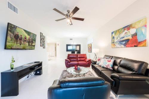 Kissimmee Apartamento | Storey Lake Resort 32 - Hosted by Top Villas
