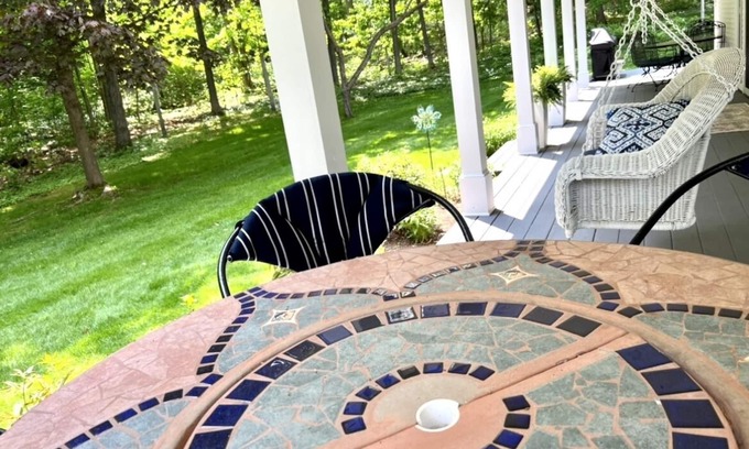 Walloon Lake Cabaña | STORYBOOK COTTAGE WITH VIEWS OF WALLOON LAKE