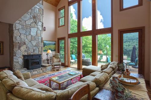 West Halifax Casa | Stowe Mountain Chalet