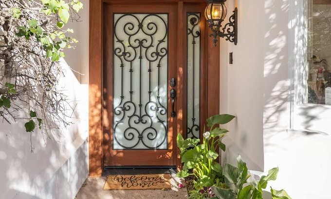 Bel Air Otro | Stradella Villa