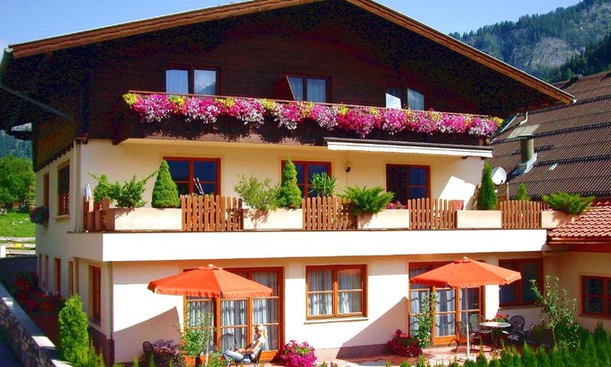 Dorfgastein Apartamento | Strampflgut