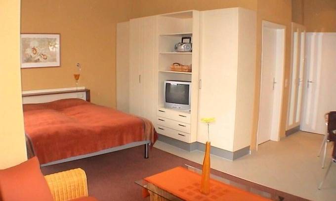 Mirow Apartamento | Strandläufer Classic 105 - Apartment mit Sitzecke für 2 Personen im Aparthotel