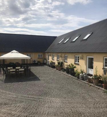 Olsted Apartamento | Strandsegård Ferielejlighed