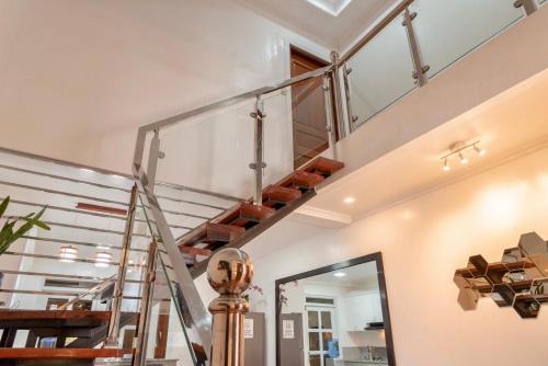 Baguio Casa | Strata Homestay- Luxurious 2- Storey Townhouse
