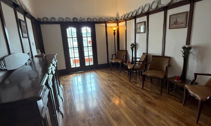 Buckie Casa | Strathlene House Retreat - 5 Bedrooms