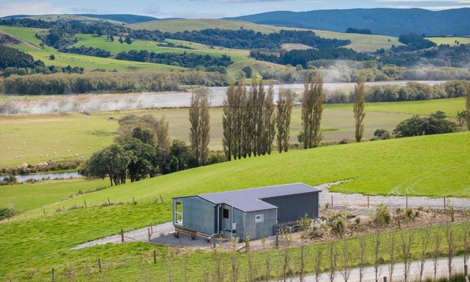 Winton Casa | Strathvale River Cottage - Winton Holiday Home