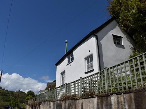 Combe Martin Casa | Strawberry Cottage