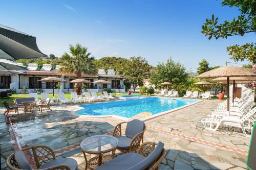 Agia Paraskevi Casa | STRAWBERRY Skiathos