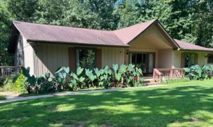 Pickens Casa | Stress Detox Mountain Retreat - See the best of Upstate South Carolina