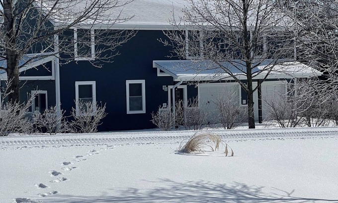 Holts Summit Casa | Stress free, Centrally located, Spacious 4-bedroom house in Holts Summit