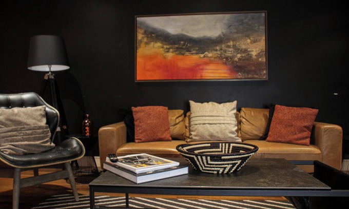 Sands End Apartamento | Striking 3 Bed Apartment in the Heart of Chelsea w/ Balcony & Spectacular Views