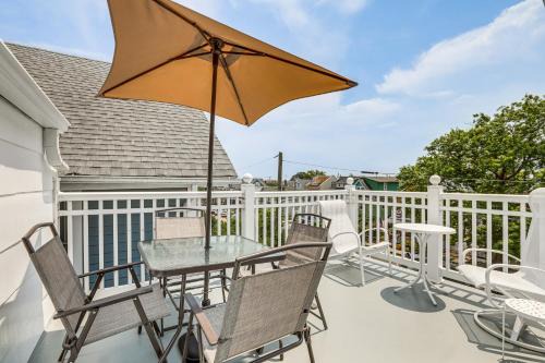 Ocean Grove Apartamento | Stroll to Ocean Grove Boardwalk and Beach Sleek Apt