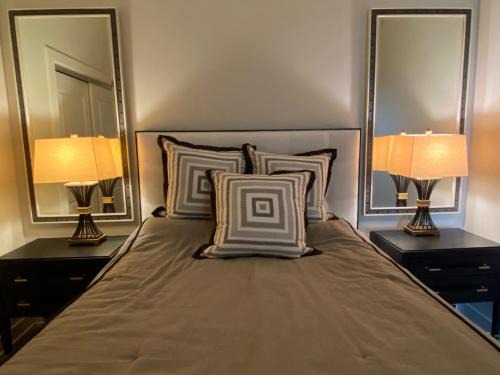 Adrian Apartamento | Strongback Suite 207