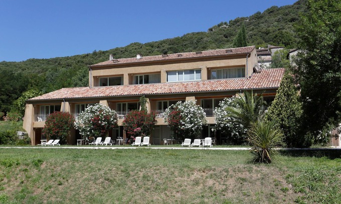 Vallon-Pont-d'Arc Apartamento | Studio au calme avec terrasse + vue imprenable sur l'Ardèche!