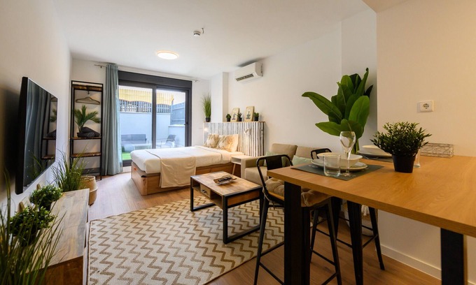 San Sebastián de los Reyes Apartamento | Studio with private terrace and pool - gym - coworking space in Madrid