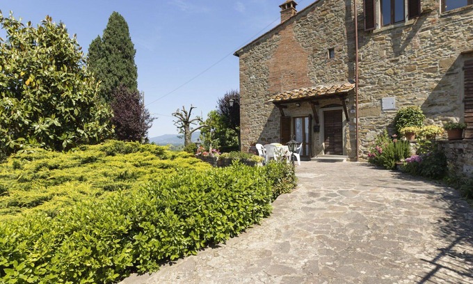 Ponte Buriano Casa | Preciosa casa de vacaciones privada con TV, terraza, mascotas permitida y aparcamiento