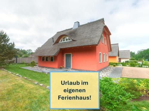 Stubbenfelde Casa | Stubbenfelde, Reetdachhaus Seeblick