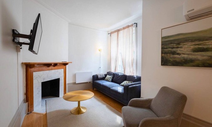 Shaughnessy Village Apartamento | Student Residence in the Heart of Montreal