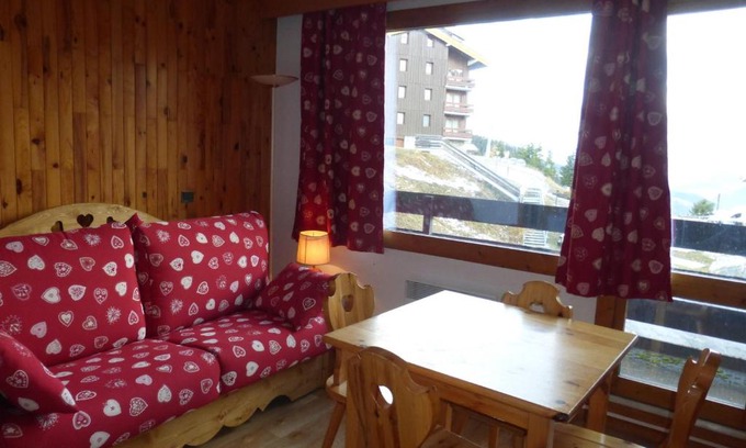 Meribel-Mottaret Apartamento | Studette pour 2 personnes à Méribel Mottaret, au pied des pistes - FR-1-411-465