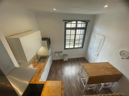 Saint-Michel-l'Observatoire Apartamento | Studio cosy climatisé au coeur du village de Saint Michel l'Observatoire