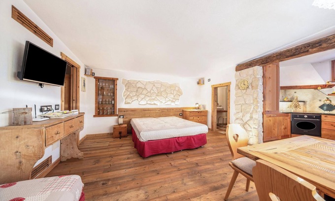 Castello-Molina di Fiemme Apartamento | Estudio "La pratolina monolocale" con vistas a la montaña, terraza y jardín