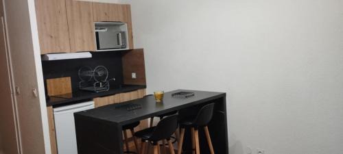 Saint-Jean-dʼAulps Apartamento | Studio à 300M des pistes