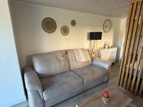 La Celle-sous-Gouzon Apartamento | Studio équipé calme & confort