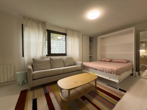 Saint-Genis-Pouilly Apartamento | Studio équipé, idéal CERN