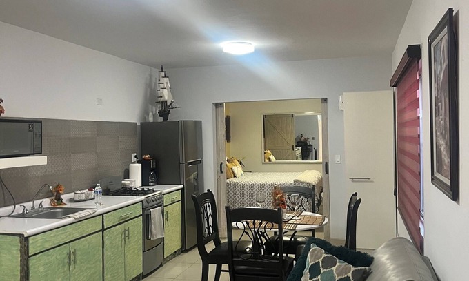 Ensenada Apartamento | Estudio a 1 Min. de la playa caminando