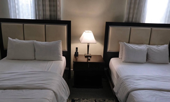 Doral Condominio | Studio 1070sq ft, enjoy Golfing, Shopping, Dining