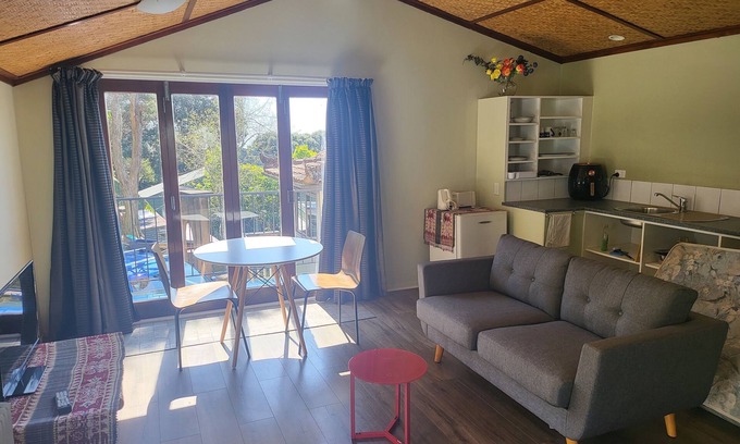 Onetangi Apartamento | Studio 10min walk to Onetangi beach