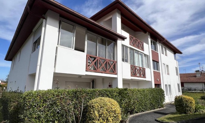 Cambo-les-Bains Apartamento | Studio 2 personnes, terrasse fermée, animaux tolérés, proche parking – Cambo-les-Bains - FR-1-495-63