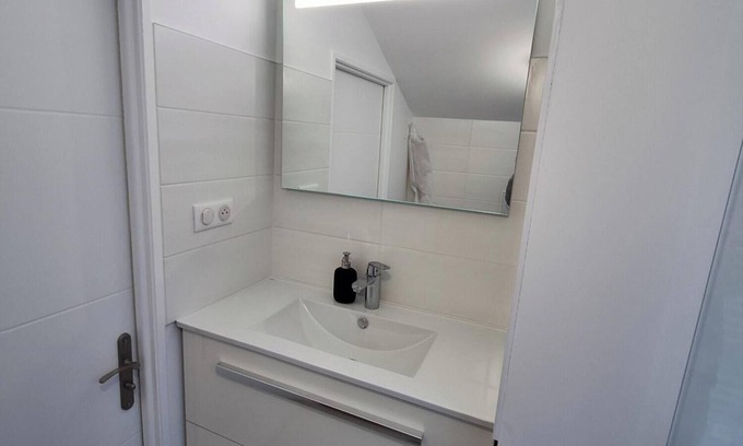 Cauderan Apartamento | Studio 2 renovated balcony garage