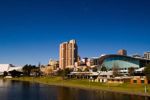 Adelaide Central Business District Apartamento | studio 247 gouger in the city ex hotel room 436