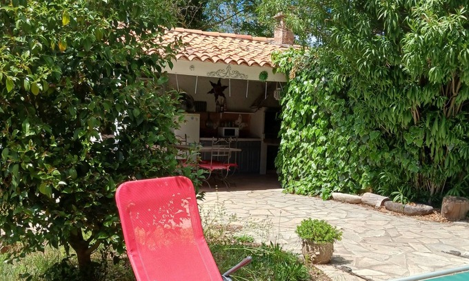 Brignoles Apartamento | Studio 25m2 Entouré de Vignes Avec Piscine Privatisée