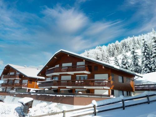 La Clusaz Apartamento | Studio 3 étoiles Les Helianthes