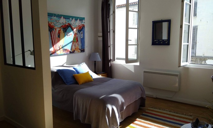 Rochefort Apartamento | Estudio de 30 m² clasificado 2 * centro completo de Rochefort