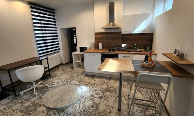 Boussu Apartamento | Estudio-Baño Privado-Clásico-Vista al Jardín-2