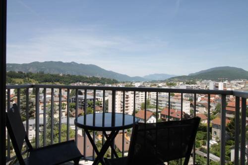 Aix-les-Bains Apartamento | Studio 4 Swimming pool summer parking & superb view!