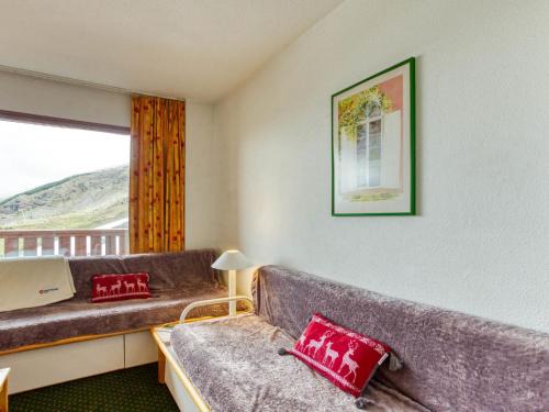 Reberty Apartamento | Studio 503 Nécou by Interhome