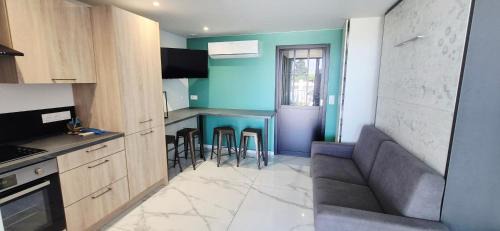 La Petite Motte Apartamento | Studio 7 mn mer, refait neuf, cosy, parking, piscine