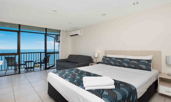 North Ward Casa | Studio 811 - Picturesque Beachfront Views