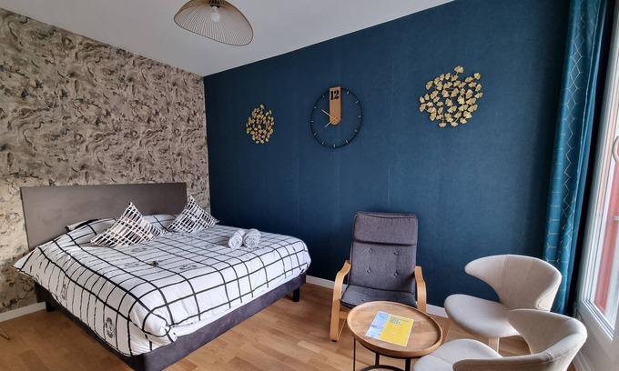 Beauvais Apartamento | Studio Alizé Centre-ville/ 650m Gare/ 10 min Aeroport Bus/ The Getaway Beauvais