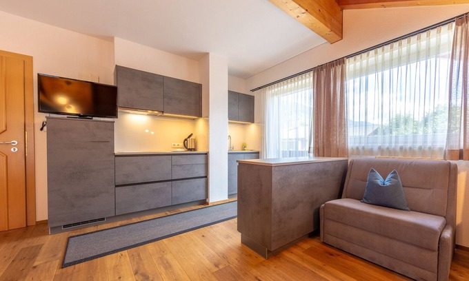 Prato alla Drava Apartamento | Apartamento estudio 'Alpengruss Air' con vistas a la montaña, jardín compartido y Wi-Fi
