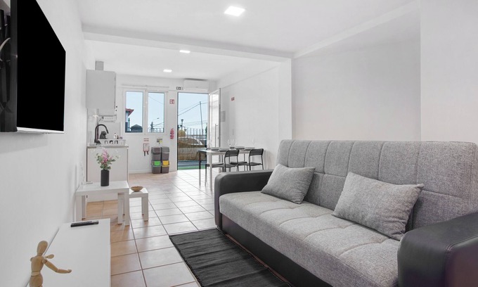 Monte Apartamento | Apartamento estudio 'Babosas Charm' con vistas a la montaña, Wi-Fi y aire acondicionado.