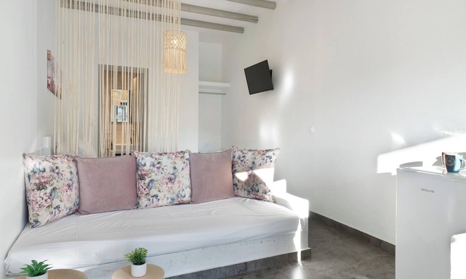 Merichas Apartamento | Estudio 'Calm Suites Kythnos 2' con vistas al mar, Wi-Fi y aire acondicionado