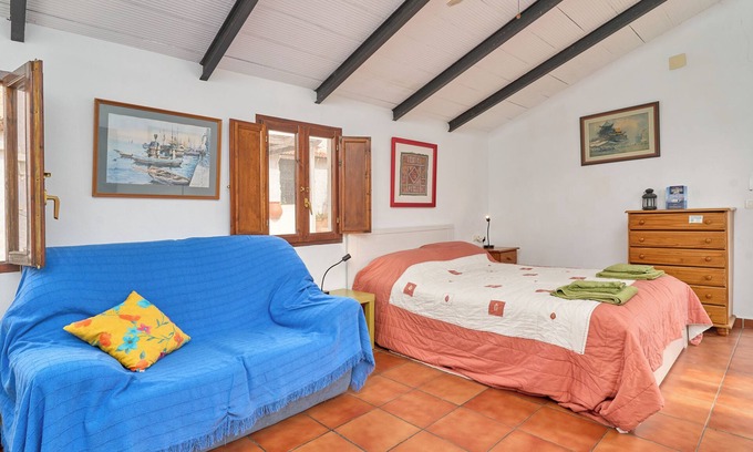 Rubite Apartamento | Apartamento estudio 'Cortijo Grande' con vistas a la montaña, piscina compartida y Wi-Fi