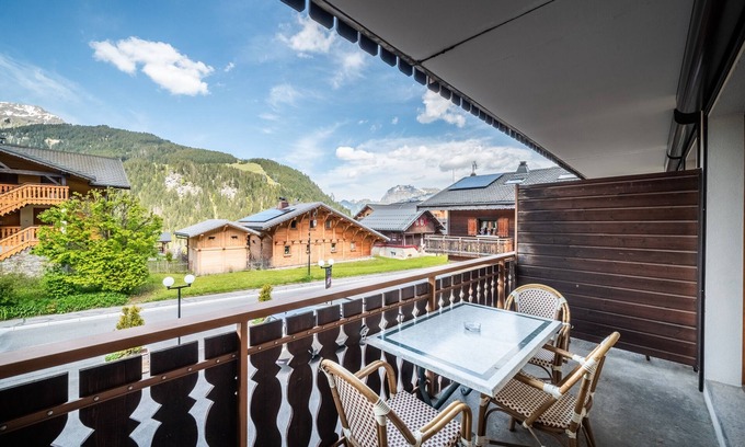 Chatel Apartamento | Apartamento estudio 'Le Flocon - 4 Pers' con vistas a la montaña, balcón y Wi-Fi