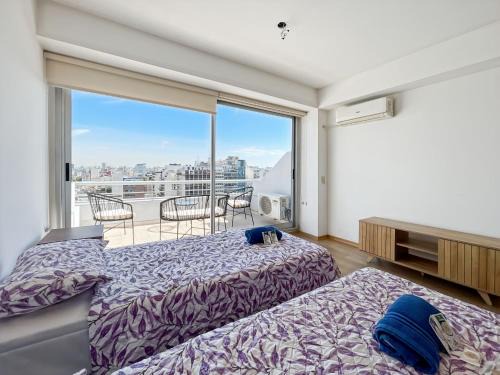 Microcentro Apartamento | Studio Apartment on 13th Floor with balcony terrace